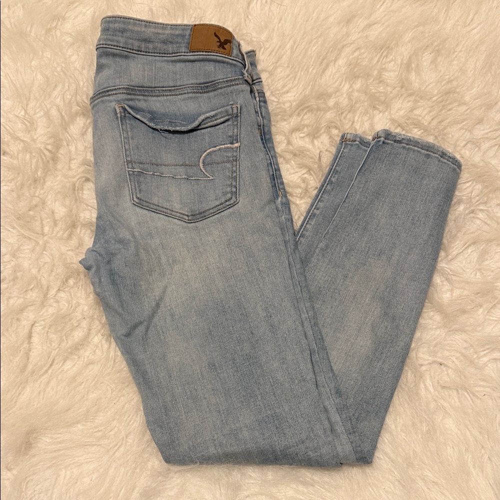 American Eagle Outfitters Light Blue Skinny Jeans